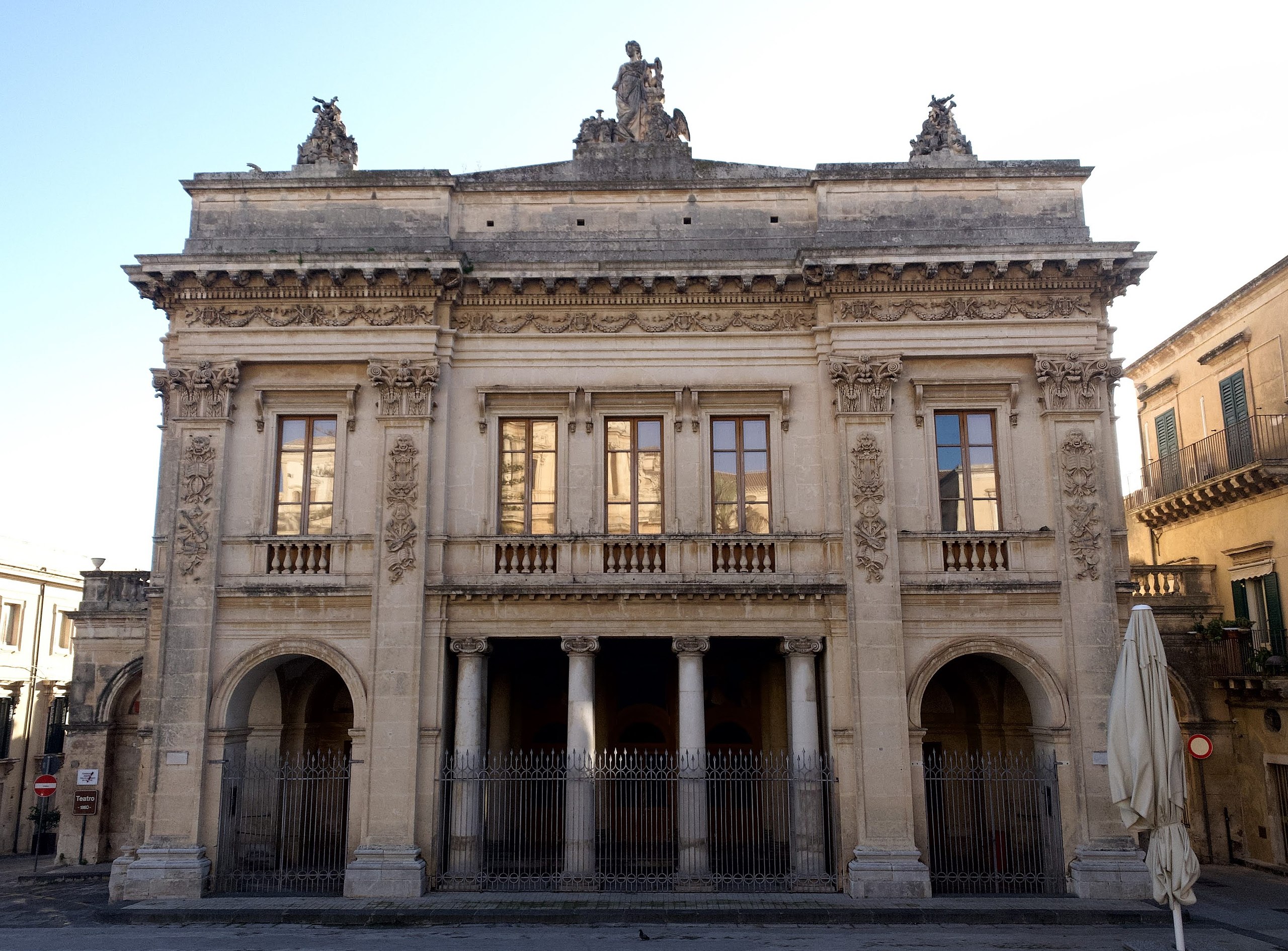Teatro comunale Tina Di Lorenzo