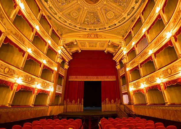 Teatro comunale Tina Di Lorenzo