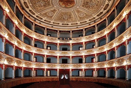 Teatro comunale Tina Di Lorenzo